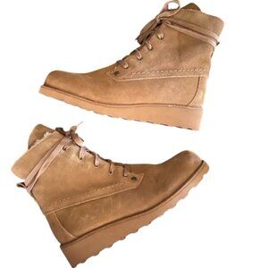 BearPaw Krista Lace Up Boots 10